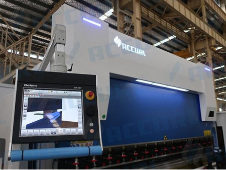 Prensa plegadora CNC de 6 ejes