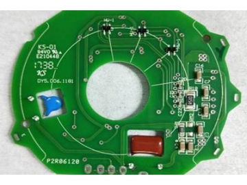 Motor con dispositivo de montaje superficial (SMD) para aire acondicionado