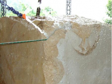 Hilo diamantado para roca ornamental