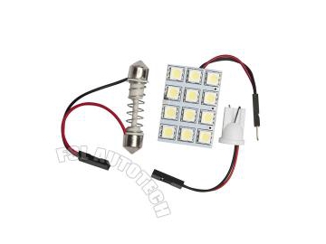 Lámpara LED para automóvil instalada en una PCB