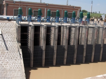 Estación de bombeo flotante