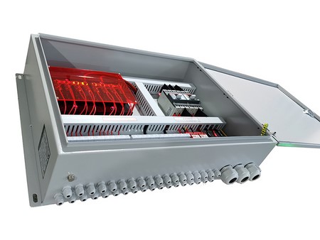 Caja combinadora fotovoltaica (15 cuerdas)