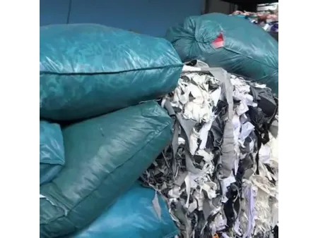 Línea de reciclaje de residuos textiles