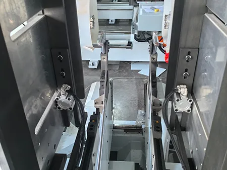 Aplacadora Bilateral CNC