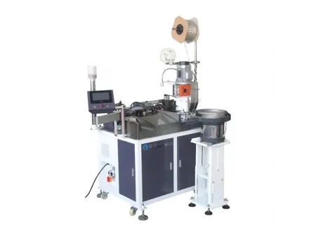 Máquina automática de crimpado de terminales de un lado e inserción de manguitos