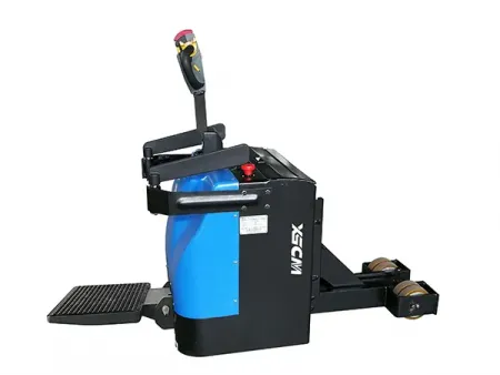 Tractor eléctrico de arrastre con operador de pie (tracción trasera) STB30B