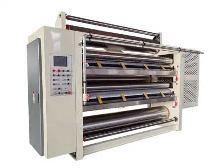 Encoladora dúplex para líneas de cartón corrugado de cinco capas.