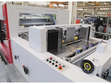 Máquina troqueladora (mediano formato)