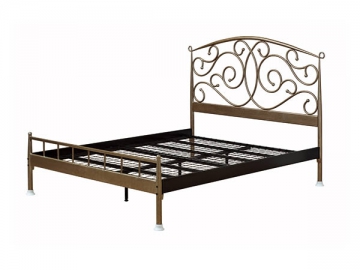 <strong>Cama de metal</strong> - estilo antiguo