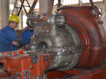 Turbina de vapor<small> (Turbina bajo consumo con ciclo de recalentamiento)</small>