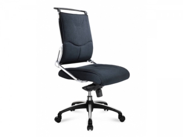 <strong>Silla de dirección</strong> con asiento acolchado grueso