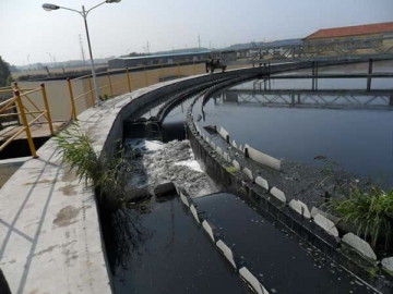 Sistema periferico para succión de lodo