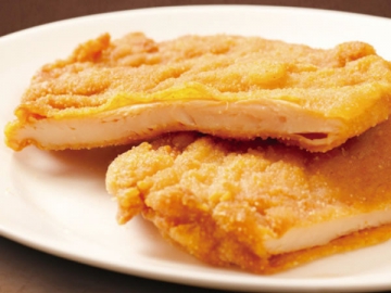 Producción de pepitas de pollo y hamburguesas