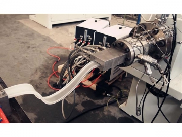 Línea de extrusión para perfiles de UHMW-PE