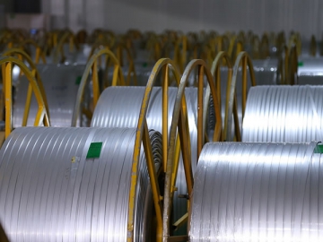 Extrusión de aluminio de puerto múltiple
